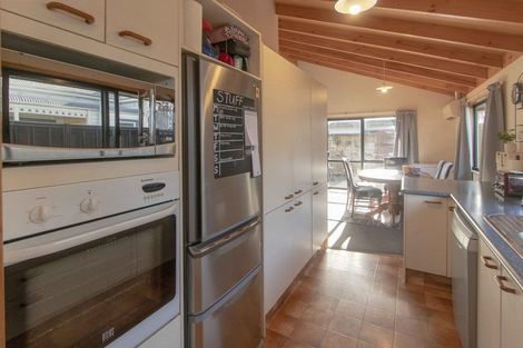 Photo of property in 69a Church Road, Taradale, Napier, 4112