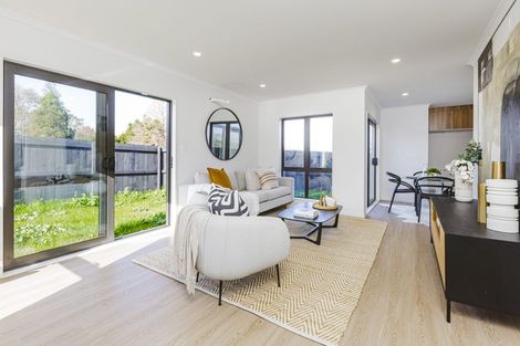 Photo of property in 559a Great South Road, Rosehill, 2113