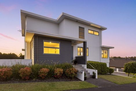 Photo of property in 189 Heta Road, Highlands Park, New Plymouth, 4312