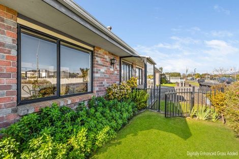 Photo of property in 1/1 Coronation Avenue, Welbourn, New Plymouth, 4310