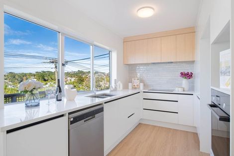 Photo of property in 1/17 Jellicoe Road, Murrays Bay, Auckland, 0630