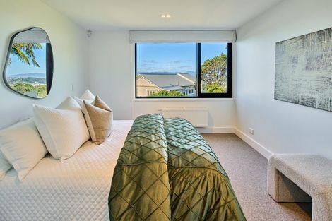 Photo of property in 21 Seaview Terrace, Northland, Wellington, 6012