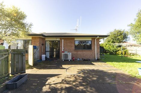 Photo of property in 21 Catalina Drive, Melville, Hamilton, 3206