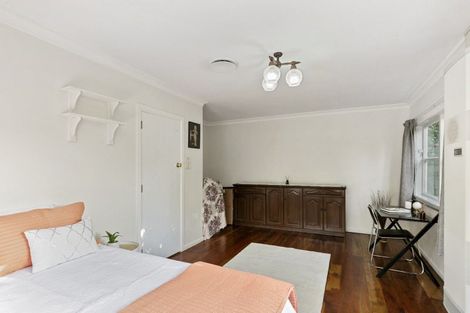 Photo of property in 20 Lyndhurst Road, Tawa, Wellington, 5028