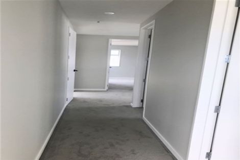 Photo of property in 14 Roa Avenue, Hobsonville, Auckland, 0616