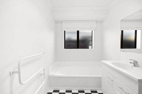 Photo of property in 9 Wembley Close, Nawton, Hamilton, 3200