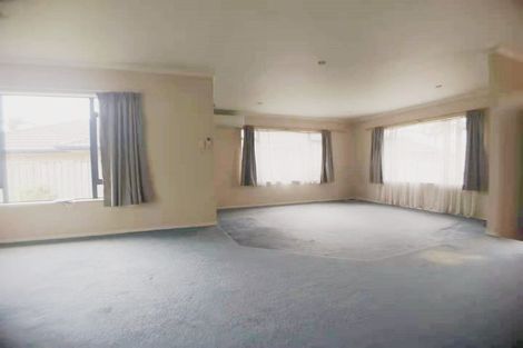 Photo of property in 11 Carlingford Drive, East Tamaki, Auckland, 2016