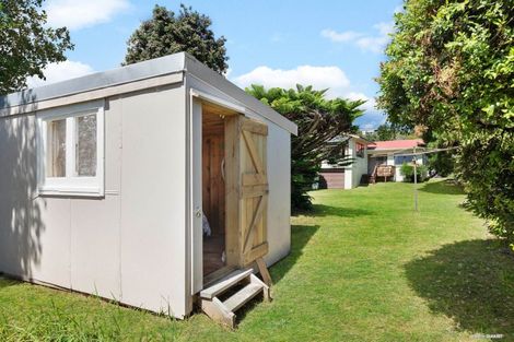 Photo of property in 90 Maunsell Road, Port Waikato, Tuakau, 2695