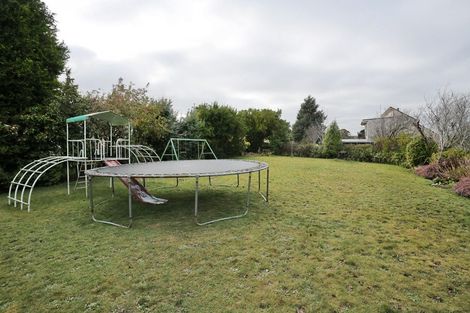 Photo of property in 51 Knutsford Road, Otautau, 9610