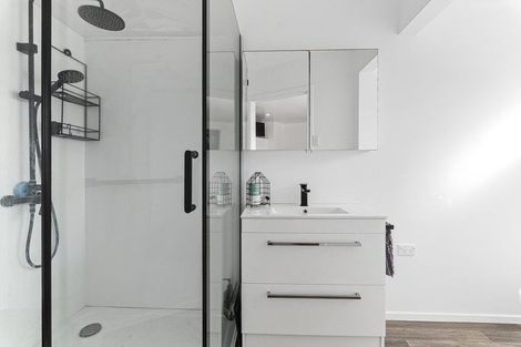 Photo of property in 6 Clearmont Crescent, Blagdon, New Plymouth, 4310