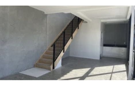 Photo of property in 24 Port Way, Rosehill, 2113