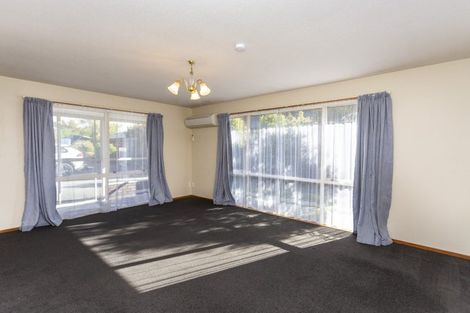 Photo of property in 96 Rattray Street, Riccarton, Christchurch, 8041