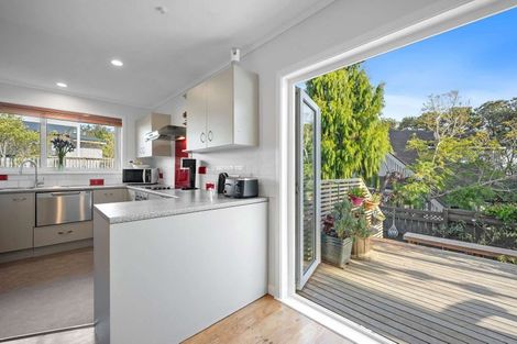 Photo of property in 1/146 Rangatira Road, Beach Haven, Auckland, 0626