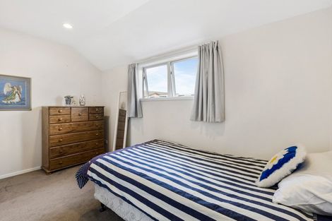 Photo of property in 10/4 Keeling Road, Henderson, Auckland, 0612