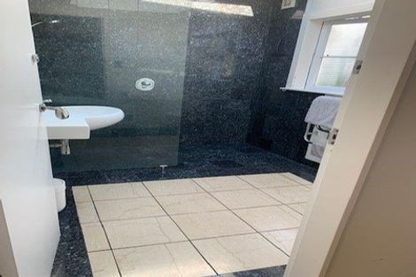 Photo of property in 21 Percival Road, Paraparaumu Beach, Paraparaumu, 5032