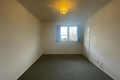 Photo of property in 13 Larnoch Road, Henderson, Auckland, 0610