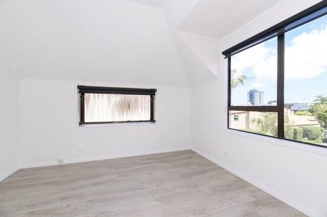 Photo of property in 2/18 Killarney Street, Takapuna, Auckland, 0622