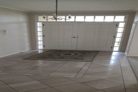 Photo of property in 10 Trovare Place, Golflands, Auckland, 2013