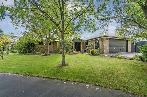 Photo of property in 11 Rickton Place, Rangiora, 7400