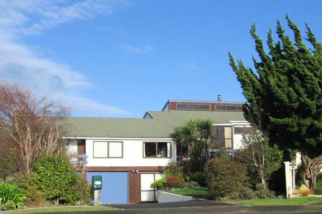 Photo of property in 21 Callender Terrace, Paraparaumu Beach, Paraparaumu, 5032
