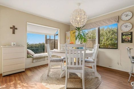 Photo of property in 225 Boucher Avenue, Te Puke, 3119