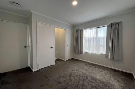 Photo of property in 1 Taikata Road, Te Atatu Peninsula, Auckland, 0610