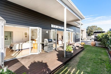 Photo of property in 59b Simpson Road, Papamoa Beach, Papamoa, 3118