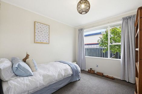 Photo of property in 30a Coates Street, Tawa, Wellington, 5028