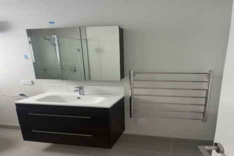 Photo of property in 1/79 Edmonton Road, Henderson, Auckland, 0612