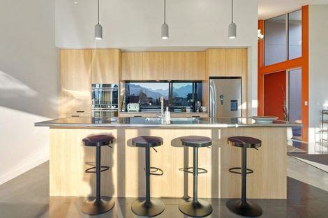 Photo of property in 23 Sapphire Spring Rise, Wanaka, 9305