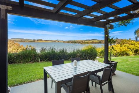 Photo of property in 10 Waterfront Drive, Mangonui, 0420