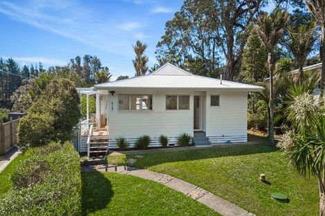 Photo of property in 217 Motutara Road, Muriwai, Waimauku, 0881