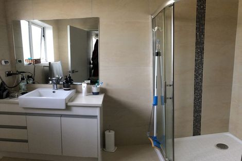 Photo of property in 1 Castlederg Drive, Flat Bush, Auckland, 2019