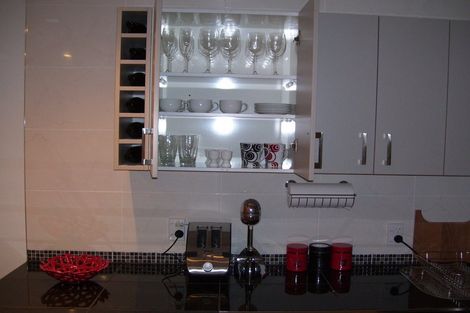 Photo of property in 2/10 Raewyn Place, Pakuranga, Auckland, 2010