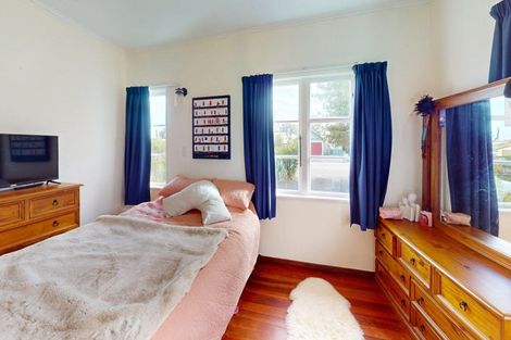 Photo of property in 534 Featherston Street, Roslyn, Palmerston North, 4414