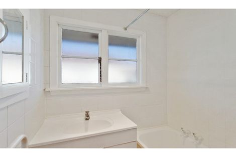 Photo of property in 74 Russley Road, Russley, Christchurch, 8042