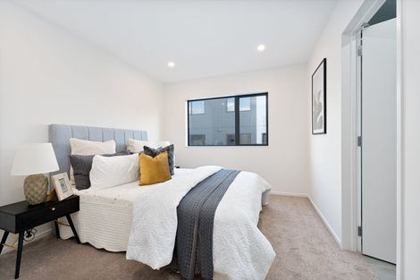 Photo of property in 62c Triangle Road, Massey, Auckland, 0614