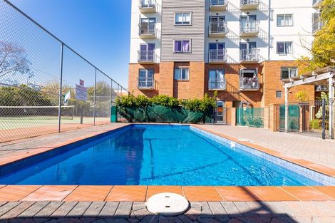 Photo of property in 5e/10 Crown Lynn Place, New Lynn, Auckland, 0600