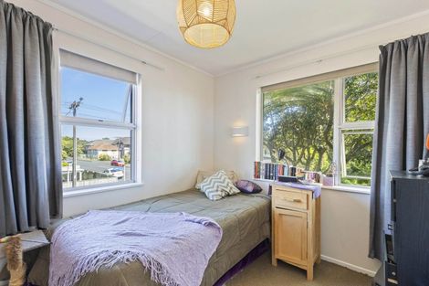 Photo of property in 29 Barrett Street, Westown, New Plymouth, 4310