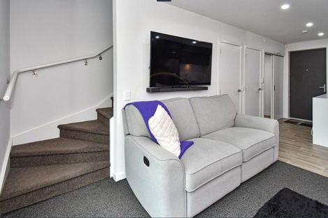 Photo of property in 1 Kanorau Place, Mangere, Auckland, 2022