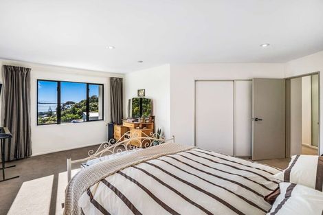 Photo of property in 10 Cadiz Lane, Mount Pleasant, Christchurch, 8081