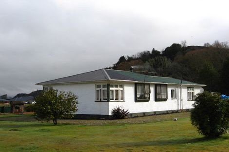 Photo of property in 6- 8 Munson Street, Reefton, 7830