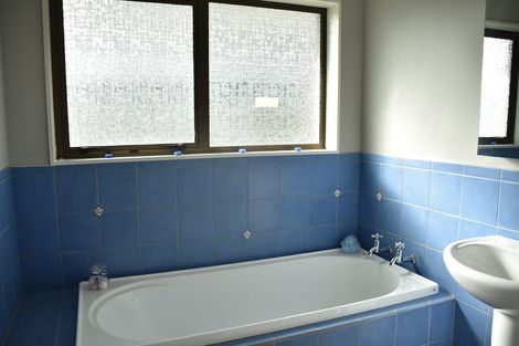 Photo of property in 25 Surrey Street, Taradale, Napier, 4112