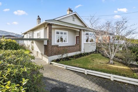 Photo of property in 194 Gladstone Road, Dalmore, Dunedin, 9010
