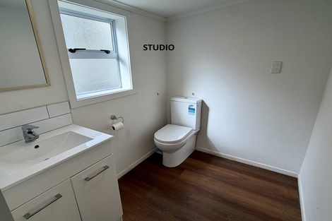 Photo of property in 9 Goldsmith Crescent, Levin, 5510