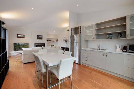 Photo of property in 6r Jason Place, Pyes Pa, Tauranga, 3112