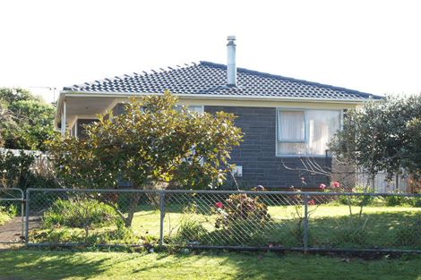 Photo of property in 24 Mcnaughton Avenue, Mangere East, Auckland, 2024