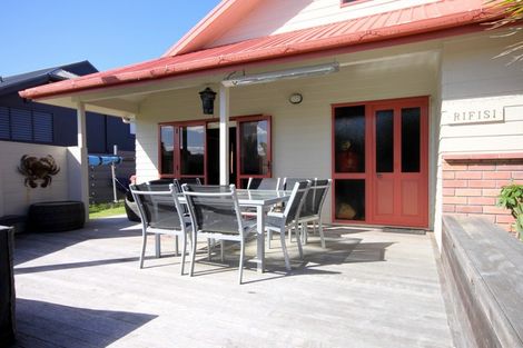 Photo of property in 77 Pauanui Boulevard, Pauanui, Hikuai, 3579