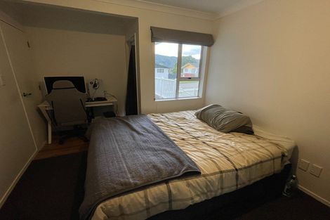 Photo of property in 13 Oaklands Grove, Clouston Park, Upper Hutt, 5018