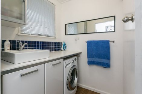 Photo of property in 8 Crichton Place, Taradale, Napier, 4112